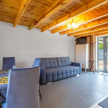 Bursztynowe Wczasy Sasino Apartment Exterior photo